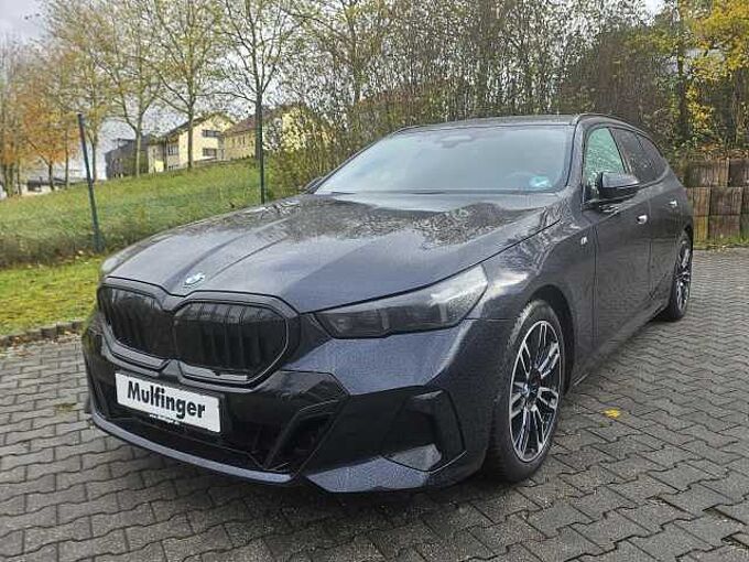 BMW 540d T.xDr. M Sport Pro HUD ACC Standh.AHK Park+ 540 Sportpaket Bluetooth Navi LED Klima Standhzg PDC el. Fenster