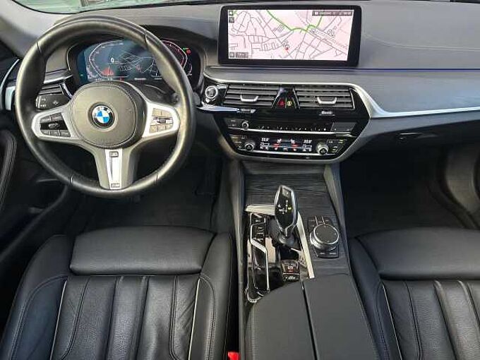 BMW 530d Sports.LED Kamera HiFi Stand+Lenkh.Leder Navi 530 Bluetooth Vollleder Klima Standhzg PDC el. Fenster