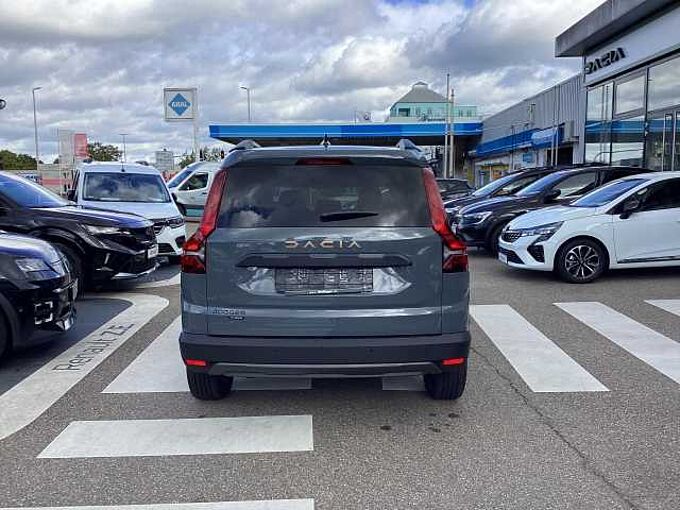 Dacia Extreme HYBRID 140 SHZ EPH Kamera Navi Bluetooth Jogger LED Klima Einparkhilfe el. Fenster