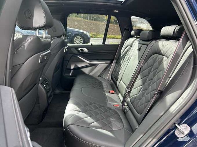 BMW X5 x40d M Sport Pro SuView.SofCl.Pano.Standh.AHK Sportpaket Bluetooth HUD Navi LED Vollleder Klima Standhzg PDC el. Fenster