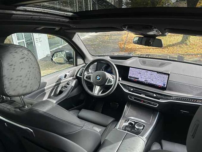 BMW X5 x40d M Sport Pro SuView.SofCl.Pano.Standh.AHK Sportpaket Bluetooth HUD Navi LED Vollleder Klima Standhzg PDC el. Fenster