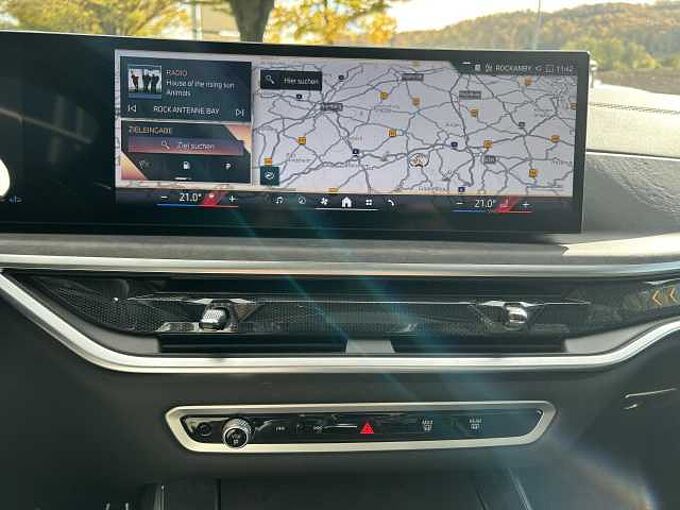 BMW X5 x40d M Sport Pro SuView.SofCl.Pano.Standh.AHK Sportpaket Bluetooth HUD Navi LED Vollleder Klima Standhzg PDC el. Fenster