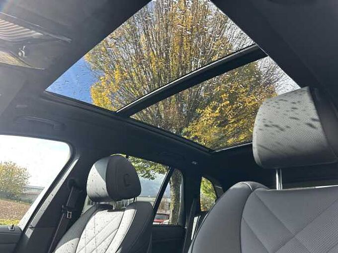 BMW X5 x40d M Sport Pro SuView.SofCl.Pano.Standh.AHK Sportpaket Bluetooth HUD Navi LED Vollleder Klima Standhzg PDC el. Fenster