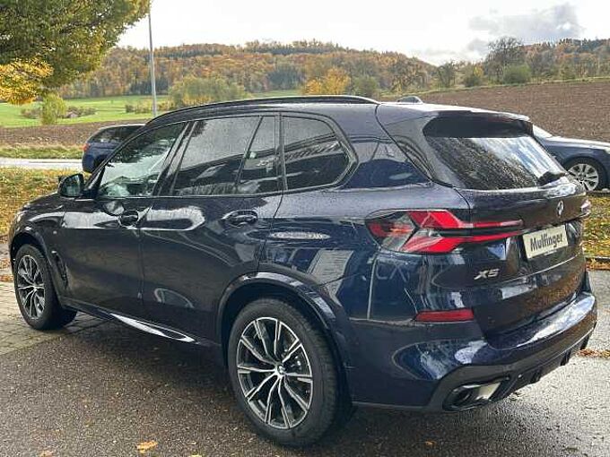 BMW X5 x40d M Sport Pro SuView.SofCl.Pano.Standh.AHK Sportpaket Bluetooth HUD Navi LED Vollleder Klima Standhzg PDC el. Fenster