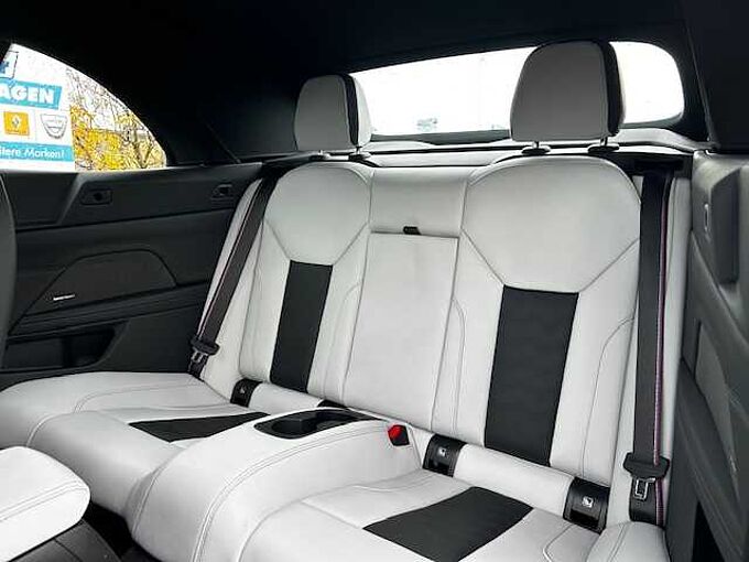 BMW M4 Cabrio M xDr.Comp HUD ACC SuView Ha/Ka.Park+ Sportpaket Bluetooth Navi LED Vollleder Klima PDC el. Fenster
