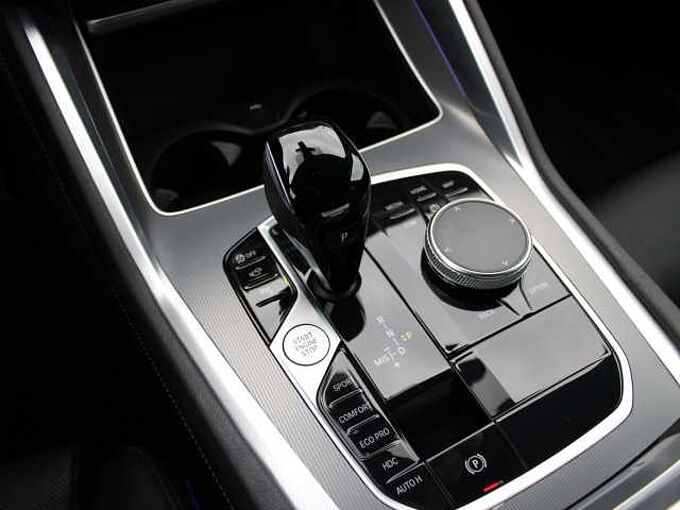 BMW X6 x30d M Sport Iconic M Auspuff 360° HUD Park+