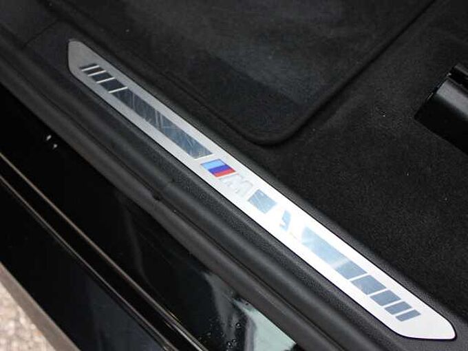 BMW X6 x30d M Sport Iconic M Auspuff 360° HUD Park+