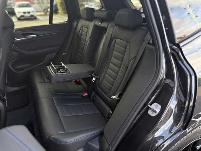 BMW X3 x30d M Sport SurView HUD ACC Laser PanoD.AHK