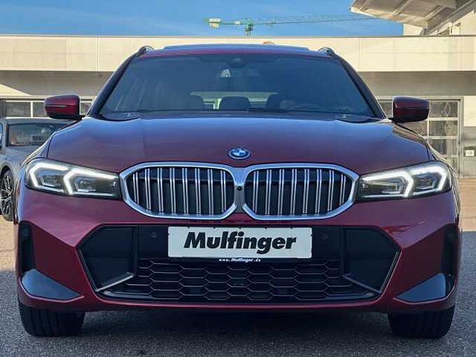 BMW 330e T M Sport FACELIFT HUD PanoD.SuView.H/K AHK 330 Sportpaket Bluetooth Navi LED Klima Aktivlenkung Standhzg PDC el. Fenster