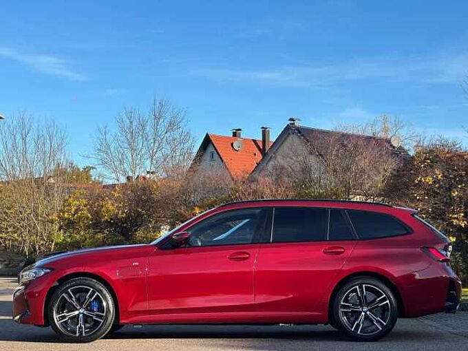 BMW 330e T M Sport FACELIFT HUD PanoD.SuView.H/K AHK 330 Sportpaket Bluetooth Navi LED Klima Aktivlenkung Standhzg PDC el. Fenster