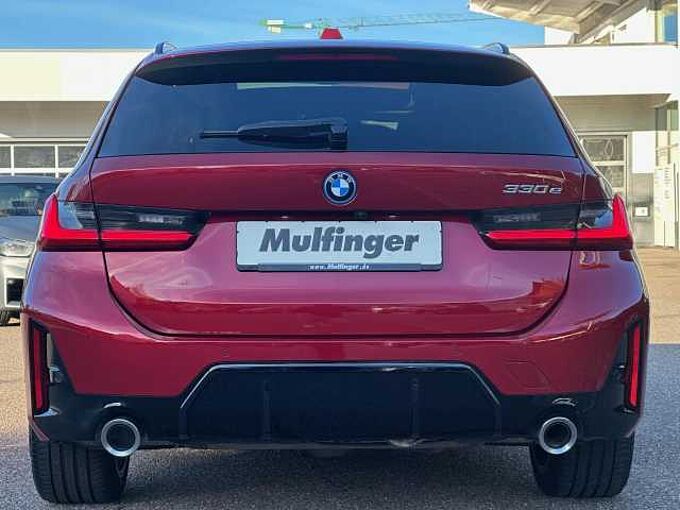 BMW 330e T M Sport FACELIFT HUD PanoD.SuView.H/K AHK 330 Sportpaket Bluetooth Navi LED Klima Aktivlenkung Standhzg PDC el. Fenster