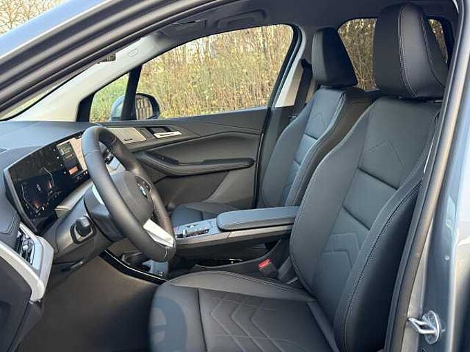 BMW 223i xDrive Active Tourer Bluetooth HUD Navi LED 223 Klima PDC el. Fenster