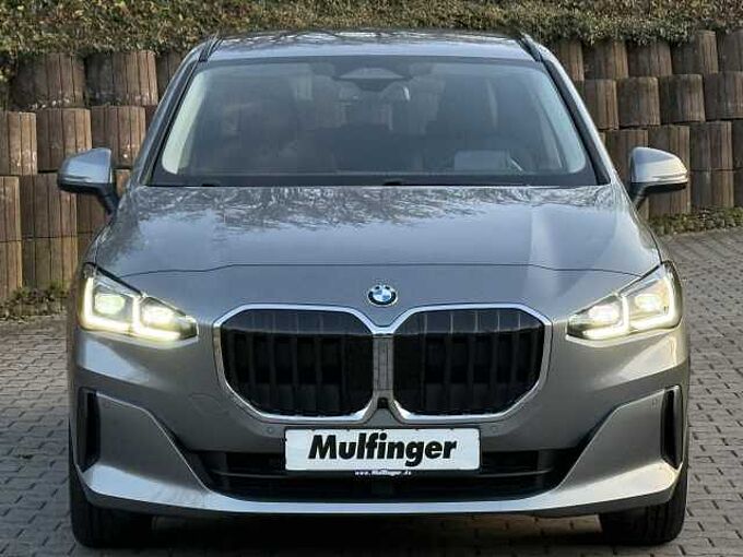 BMW 223i xDrive Active Tourer Bluetooth HUD Navi LED 223 Klima PDC el. Fenster