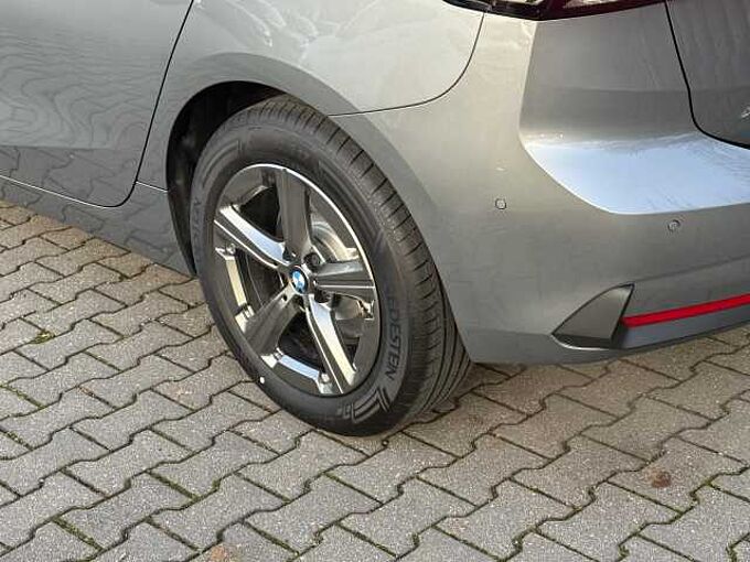 BMW 223i xDrive Active Tourer Bluetooth HUD Navi LED 223 Klima PDC el. Fenster