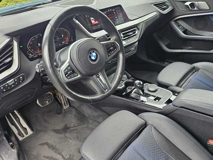 BMW 220 GC dA M Sport LiveP.DrivA.HUD Memory Fin.307 Gran Coupé Bluetooth Navi LED Klima PDC el. Fenster
