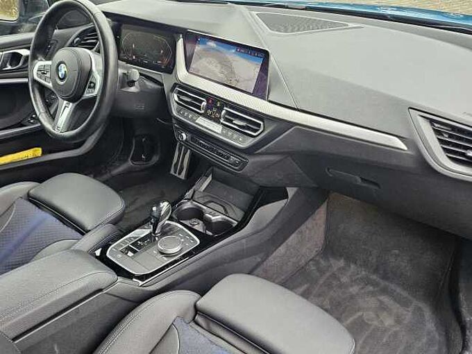 BMW 220 GC dA M Sport LiveP.DrivA.HUD Memory Fin.307 Gran Coupé Bluetooth Navi LED Klima PDC el. Fenster