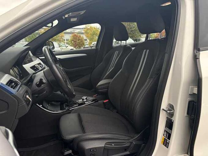 BMW X2 x25e M Sport Navi LED Har/Kar. Tempom. DAB 19' 19'