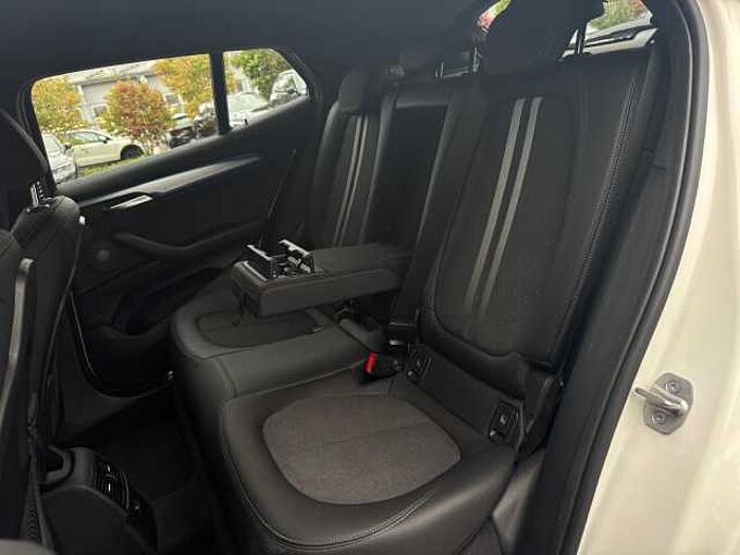 BMW X2 x25e M Sport Navi LED Har/Kar. Tempom. DAB 19' 19'