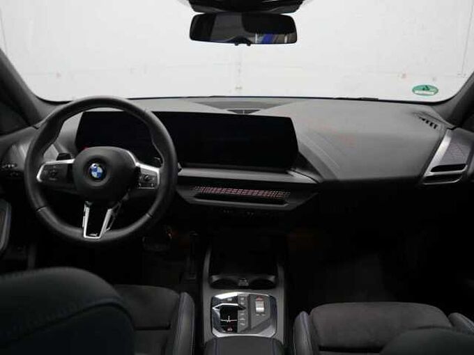BMW 120d M Sport Pro HUD Kamera Lenkh.LiveProf.KomfZ 120 Sportpaket Bluetooth Navi LED Klima PDC el. Fenster