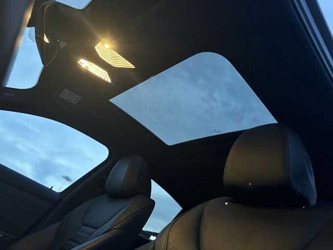 BMW 320i M Sport HUD ACC Kamera Glasd.LiveProf.HiFi 320