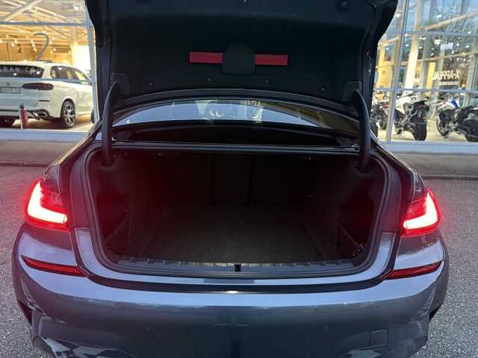 BMW 320i M Sport HUD ACC Kamera Glasd.LiveProf.HiFi 320