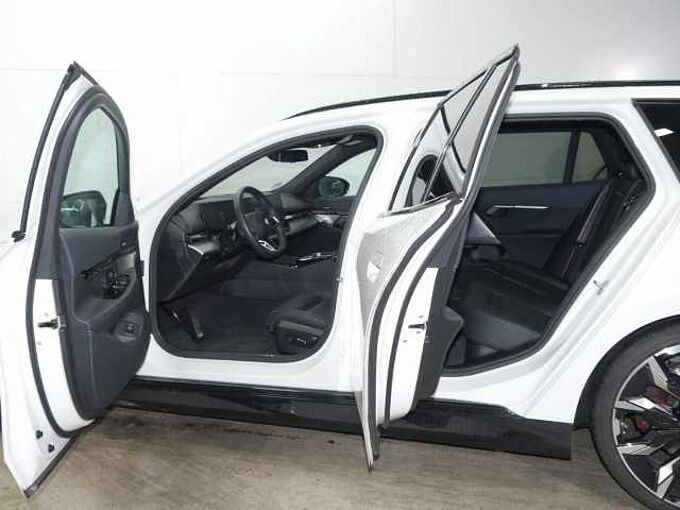 BMW 520d T.M Sport Pro Carbon IntAktivL.PanoD.AHK21' 520 IntAktivL.PanoD.AHK21' Sportpaket Bluetooth HUD Navi LED Klima Aktivlenkung