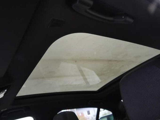 BMW 540d xDr.M Sport Int-Aktiv-Lenk.PanoD.P-Prof.AHK 540 Sportpaket Bluetooth HUD Navi LED Klima Aktivlenkung PDC el. Fenster