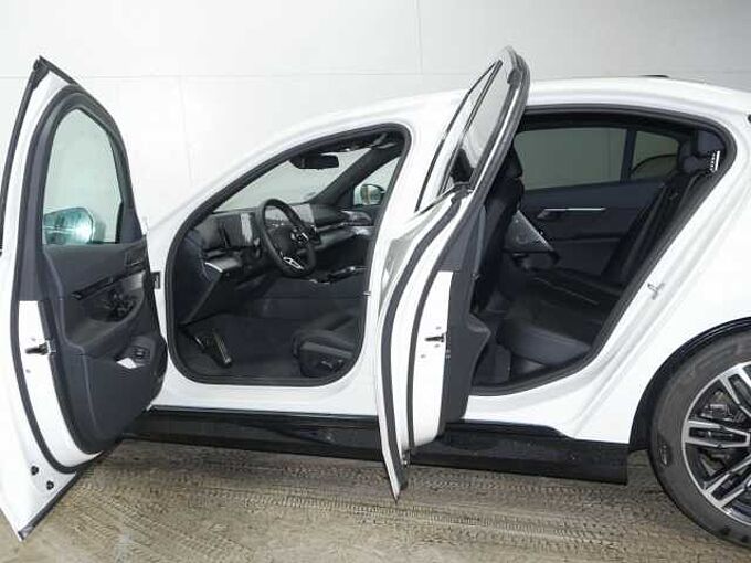 BMW 540d xDr.M Sport Int-Aktiv-Lenk.PanoD.P-Prof.AHK 540 Sportpaket Bluetooth HUD Navi LED Klima Aktivlenkung PDC el. Fenster