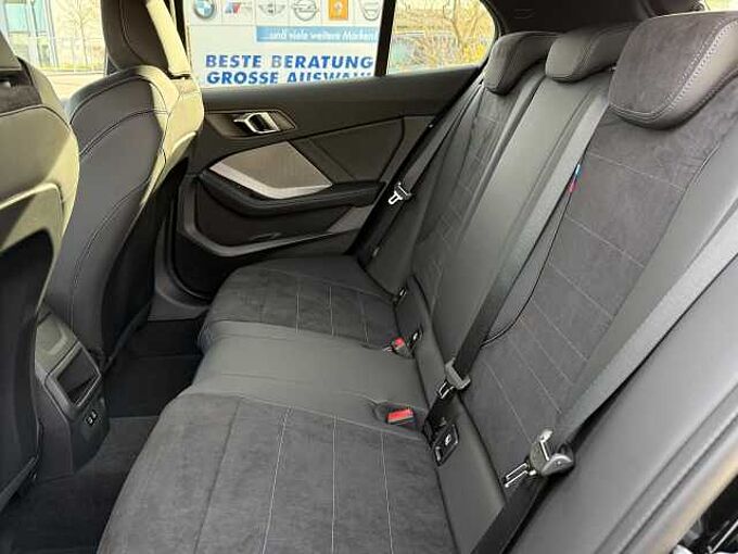 BMW 120 HUD Lenkradh. ACC Sitzh. LED Ha/Ka P+ Navi Sportpaket Klima PDC el. Fenster