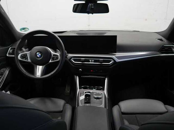 BMW 330i T. M Sport HUD ACC Kamera LiveProf. Komf. HiFi 330