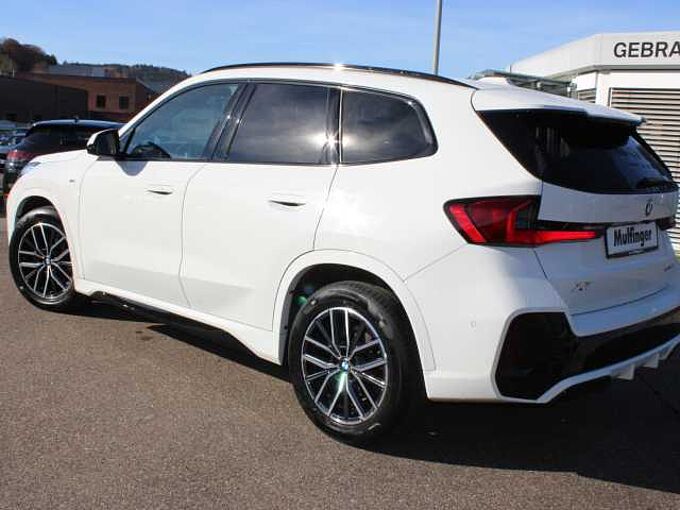 BMW X1 s18i M Sport LivePro HUD ACC 360° ad.LED