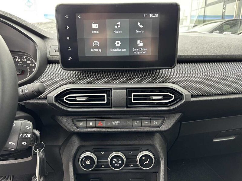 Dacia Expression TCe 110 PDC SHZ Kamera Klimaut. Klima Jogger Bluetooth Einparkhilfe el. Fenster