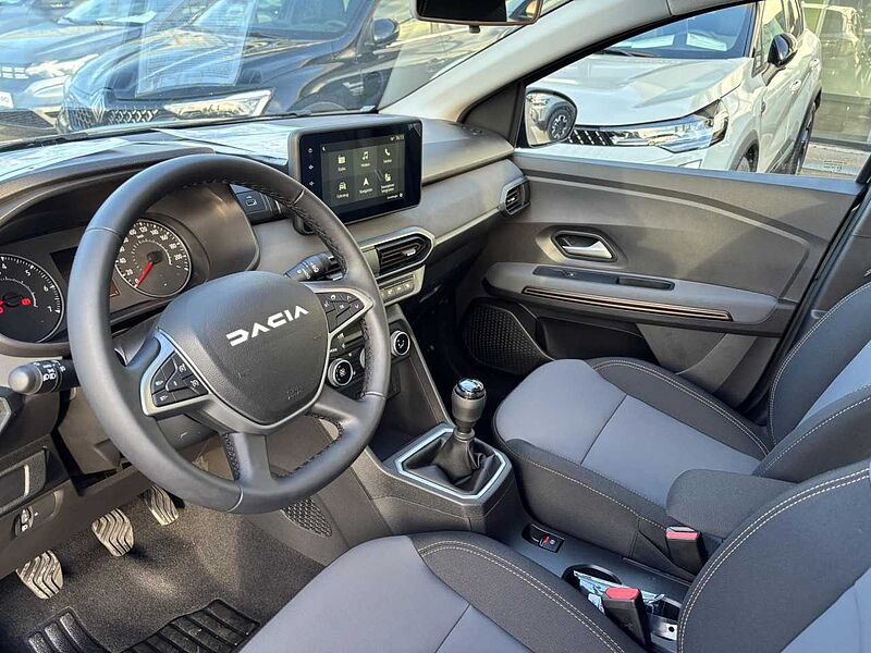 Dacia Stepway Extreme+ TCe 110 NAVI SHZ Keyless PDC LED Sandero Bluetooth Klima Einparkhilfe el. Fenster
