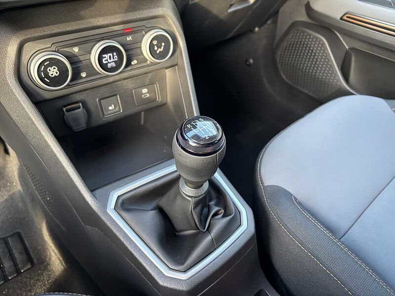 Dacia Stepway Extreme+ TCe 110 NAVI SHZ Keyless PDC LED Sandero Bluetooth Klima Einparkhilfe el. Fenster