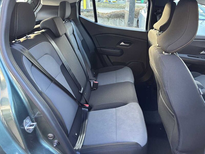 Dacia Stepway Extreme+ TCe 110 NAVI SHZ Keyless PDC LED Sandero Bluetooth Klima Einparkhilfe el. Fenster