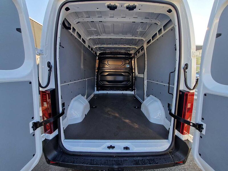 Renault Master Kastenwagen E-Tech Advance L2H2 3,5t AHK Master Kastenwagen E-Tech Advance L2H2 3,5t AHK