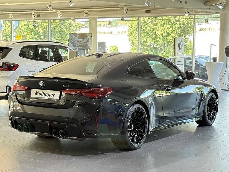 BMW M4 Competition Coupé mit M xDrive ACC HUD Ha/Ka Sportpaket Bluetooth Navi LED Vollleder Klima PDC el. Fenster