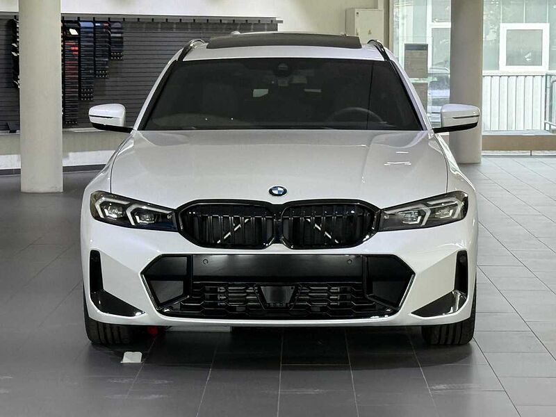 BMW 320d xdrive Touring M Sport Pro HUD ACC AHK 18' 320 18' Sportpaket Bluetooth Navi LED Vollleder Klima Aktivlenkung PDC el. Fenst
