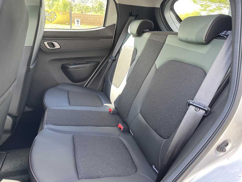 Dacia Spring Extreme ELECTRIC 65 WKR Kostenlos Navi Klima Einparkhilfe el. Fenster