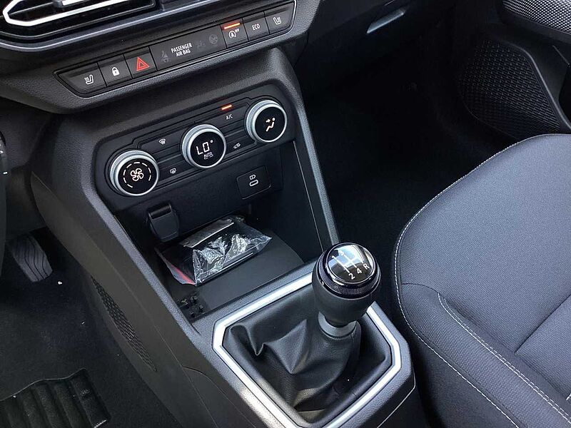 Dacia Journey TCe 90 Kamera Klimaaut. SHZ EPH Bluetooth Sandero Navi LED Klima Einparkhilfe el. Fenster