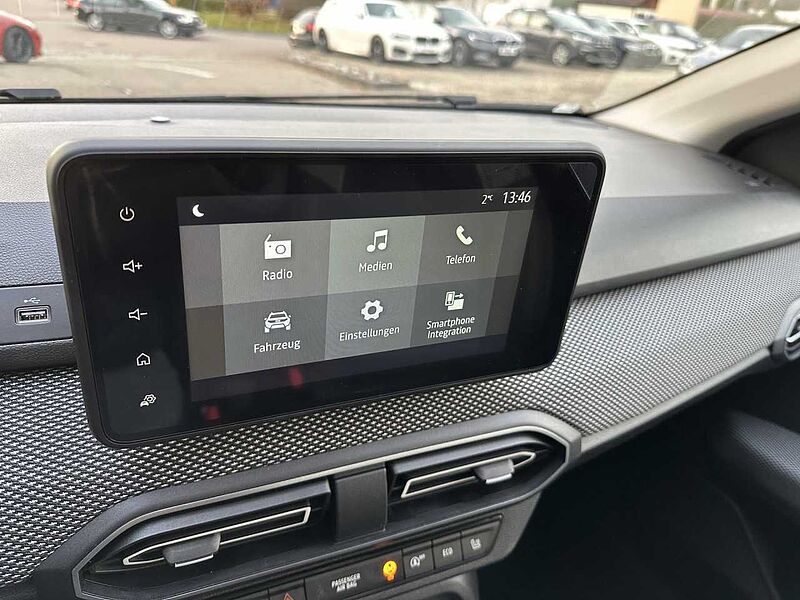 Dacia Expression TCe 90 CVT LED EPH Tempomat Bluetooth Sandero Klima Einparkhilfe el. Fenster
