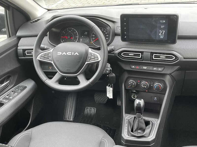 Dacia Sandero Expression TCe 90 CVT WKR Kostenlos Klima Einparkhilfe el. Fenster
