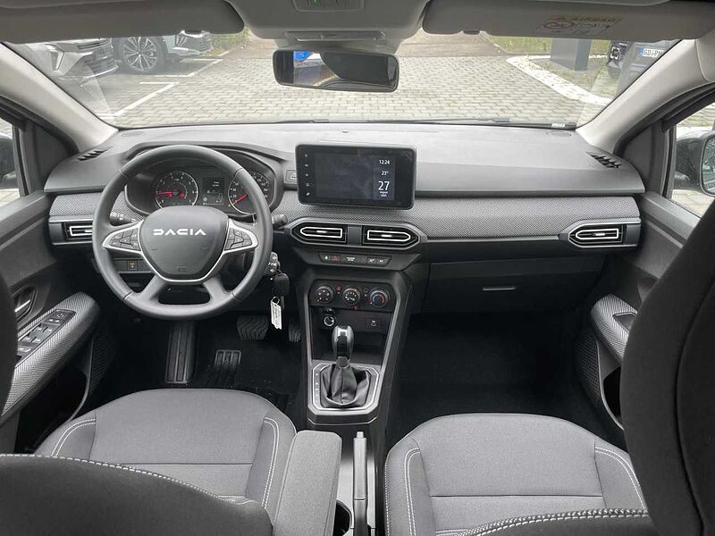 Dacia Sandero Expression TCe 90 CVT WKR Kostenlos Klima Einparkhilfe el. Fenster