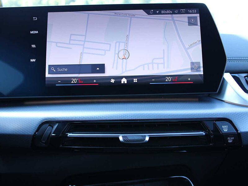 BMW 230e xDr. AT. M Sport HUD ACC SuView PanoD. H/K AHK 230 Active Tourer