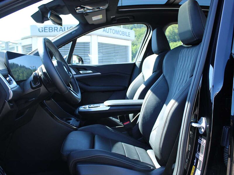 BMW 230e xDr. AT. M Sport HUD ACC SuView PanoD. H/K AHK 230 Active Tourer