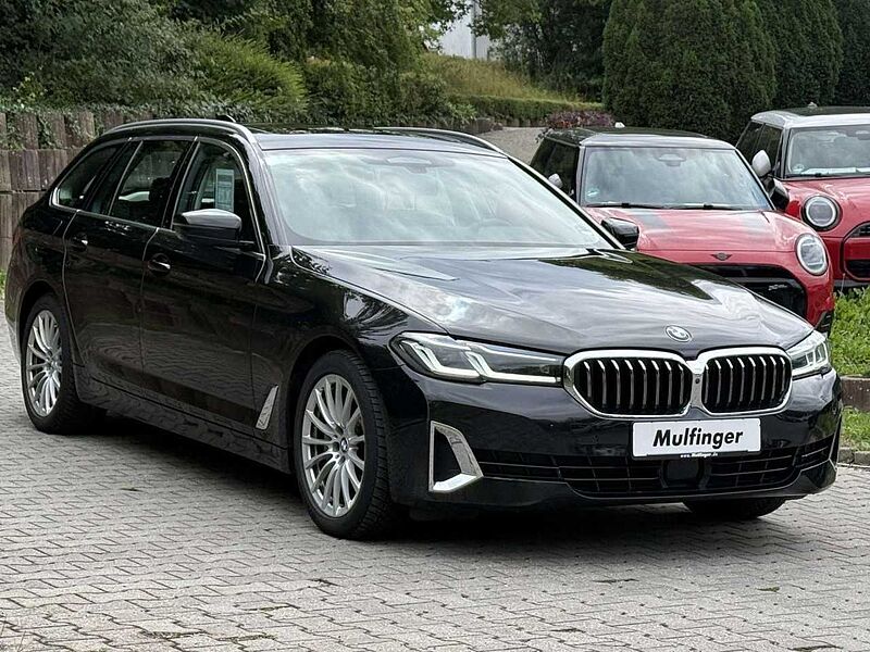 BMW 530i xDr. T.KomfS. HUD ACC Pano. Laser AHK Leas.387 530 Bluetooth Navi Vollleder Klima PDC el. Fenster
