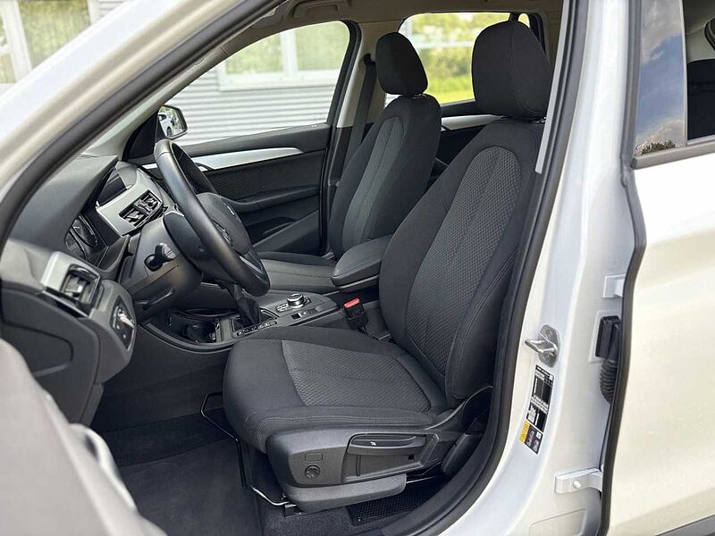 BMW X1 x25e Navi Kamera Temp. Sitzh. Lordose DrivAss. Advantage