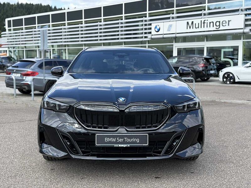 BMW 520d xDrive Touring M Sport Pro HUD B&W AHK Navi 520 Sportpaket LED Klima PDC el. Fenster