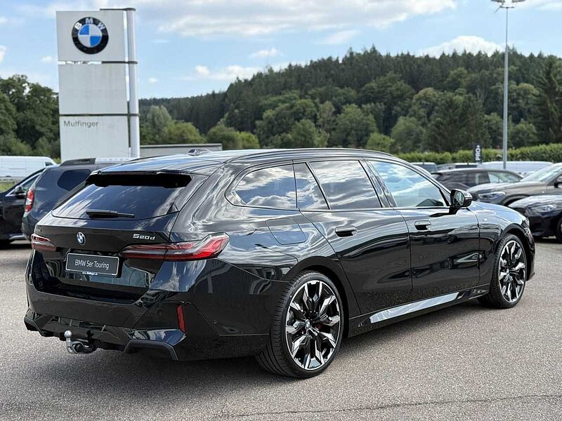 BMW 520d xDrive Touring M Sport Pro HUD B&W AHK Navi 520 Sportpaket LED Klima PDC el. Fenster