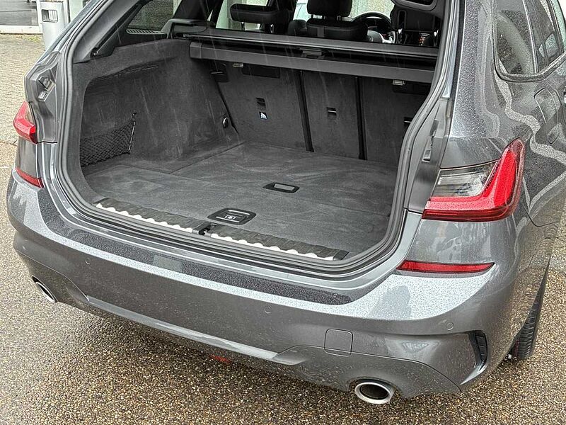 BMW 320d T. xDr. M Sport ACC Kamera LivePro. DrivParkAs 320 Sportpaket Bluetooth Navi LED Klima Aktivlenkung PDC el. Fenster